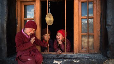 Monache novizie del monastero di Karsha, Ladakh